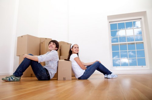 People moving belongings into self storage in London